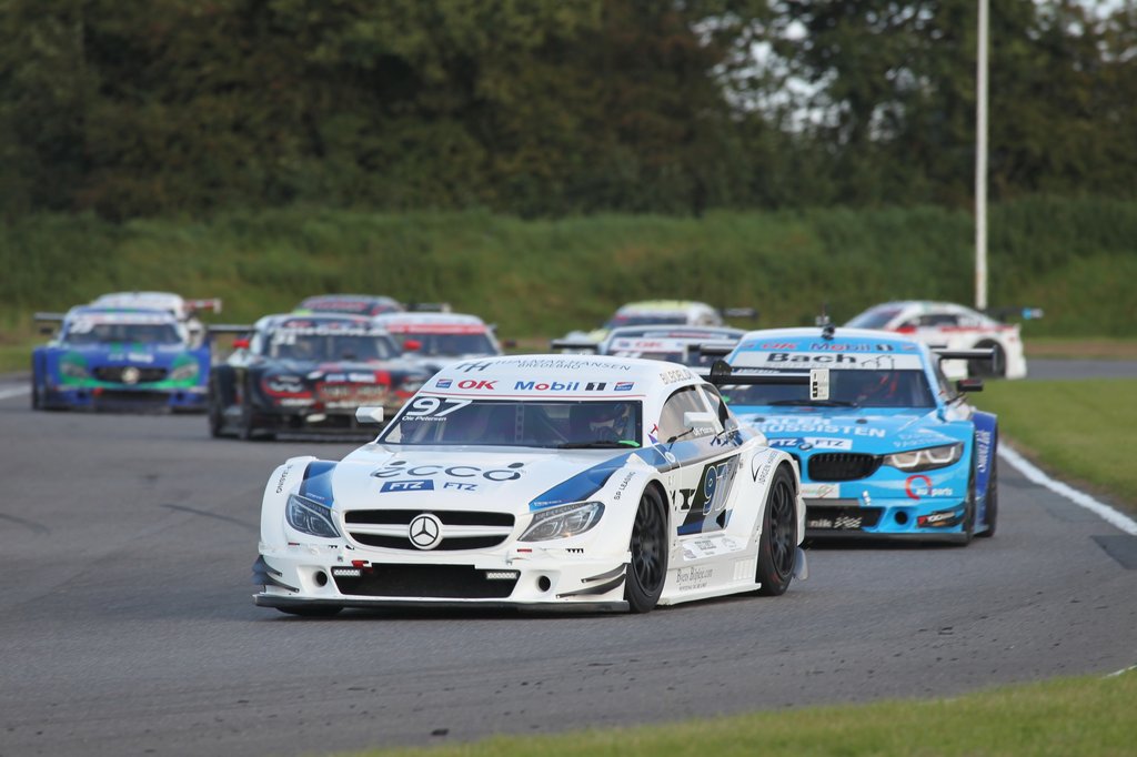 Ole Petersen skal i front, hvis han skal tage mesterskabet i OK Mobil 1 Danish Supertourisme Turbo
(Foto: Henning Smed)